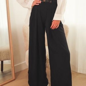 Casual Black Pleated Wide-Leg Pants
